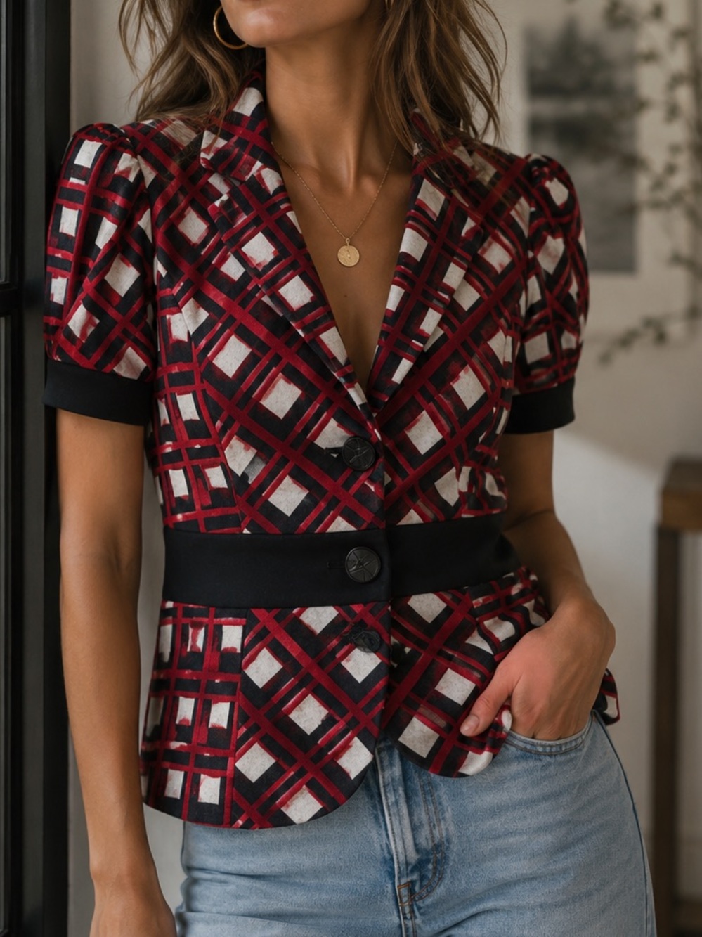 Diane Von Furstenberg , size 4 Red Black White Geometric Short Sleeve Blazer